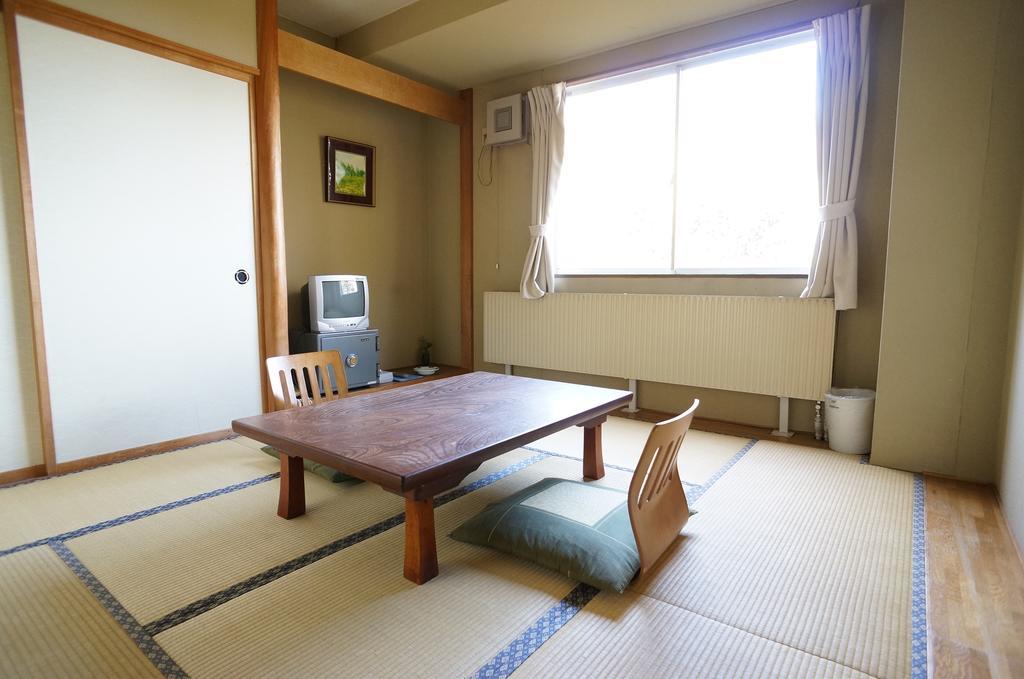 Hotel Madarao Iiyama Bagian luar foto