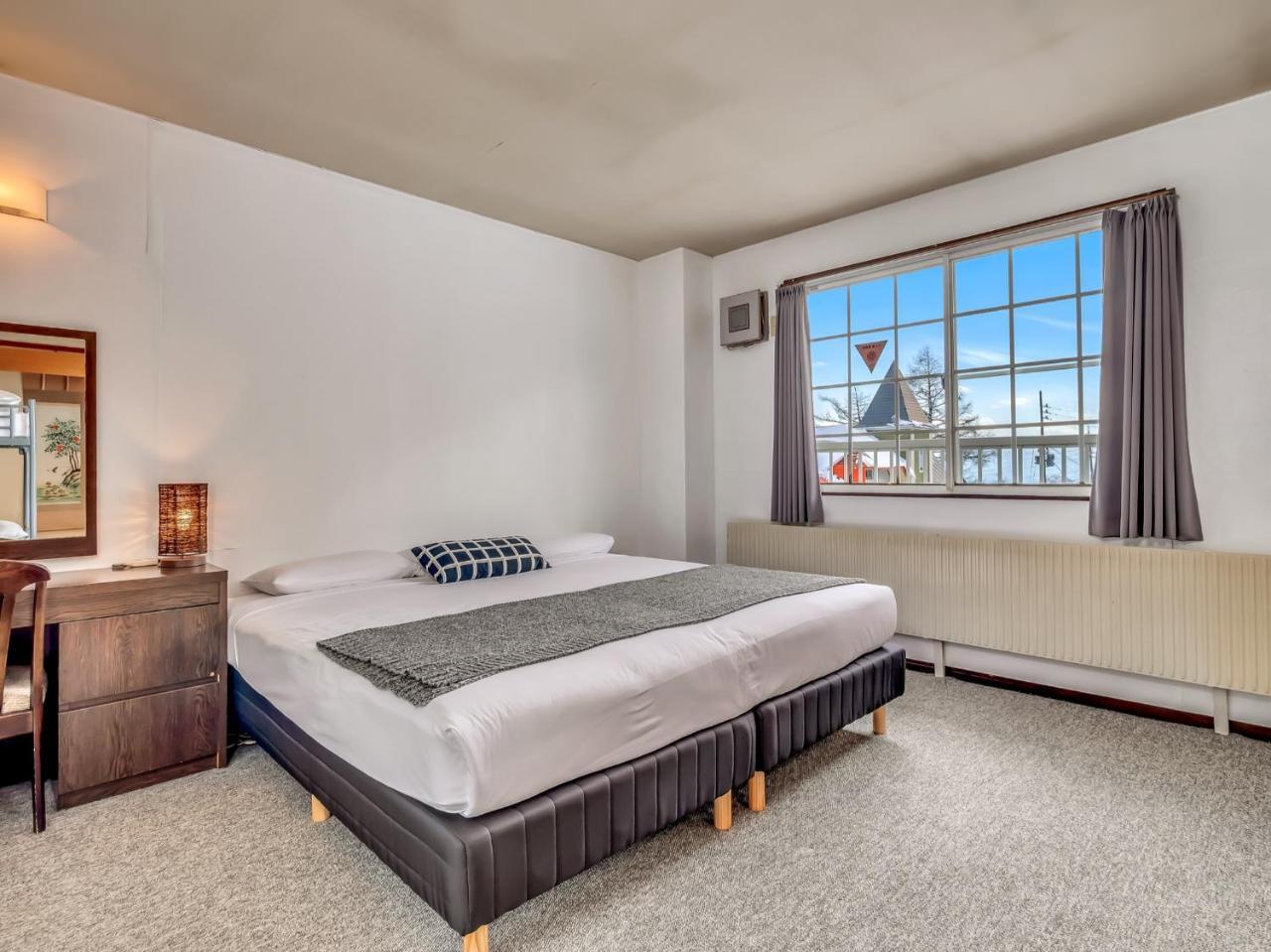 Hotel Madarao Iiyama Bagian luar foto